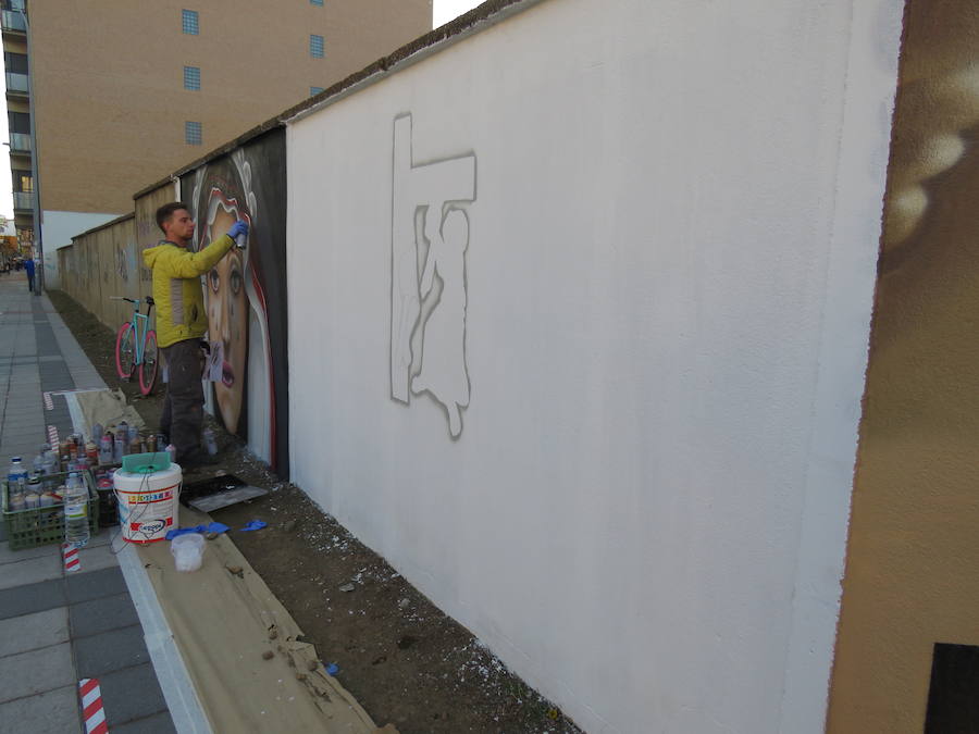 Fotos: La Semana Santa en un mural