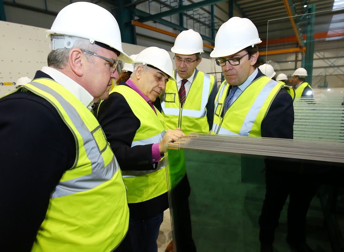 Fotos: El presidente del Partido Popular de Castilla y León visita la comarca del Bierzo