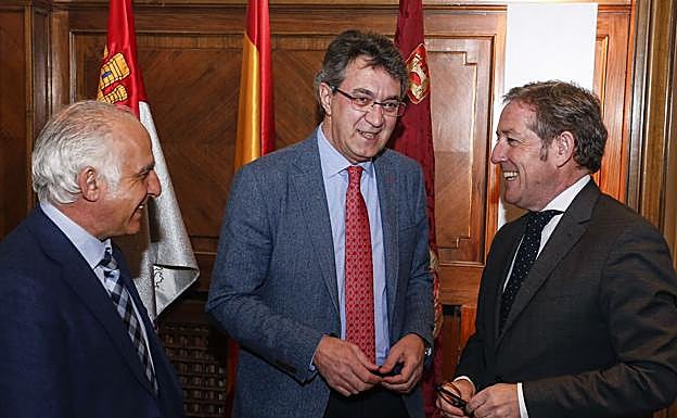 Imagen principal - Diputación de León y Cámara de Comercio elaboran un mapa del suelo industrial para fomentar el empleo en la provincia