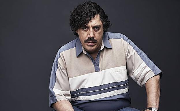 Javier Bardem, caracterizado como el narcotraficante colombiano Pablo Escobar.