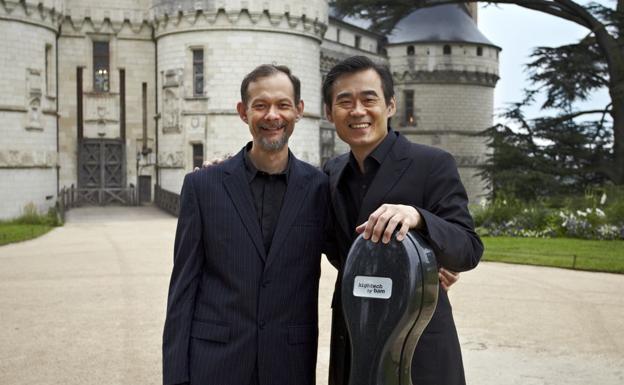 Casa Botines acoge un concierto de los solistas internacionales Sung-Won Yang y Enrico Pace