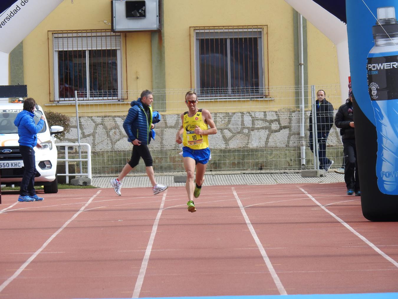 Las imágenes de la Media Maratón de León, con Sergio Sánchez como ganador.