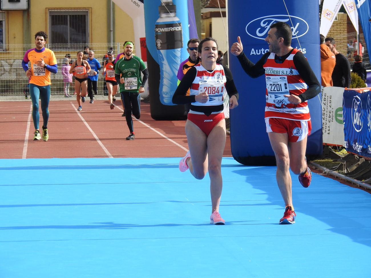 Todas las imágenes de la carrera popular de la Media Maratón de León