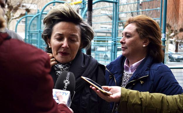 Imagen principal - La Plaza del Huevo cuenta con un nuevo área infantil de 73 metros cuadrados de suelo amortiguado