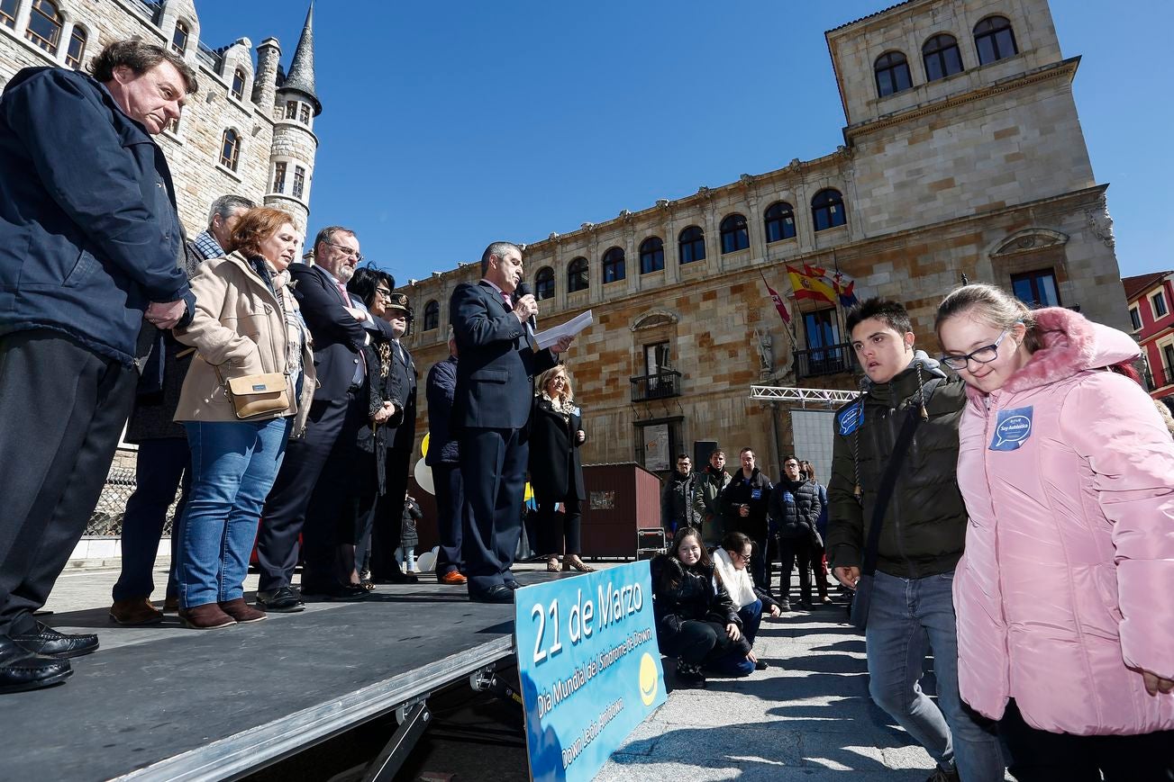 El consejero de Educación, Fernando Rey, asiste al acto institucional con motivo del Día Mundial del Síndrome de Down, organizado por Down León-Amidown