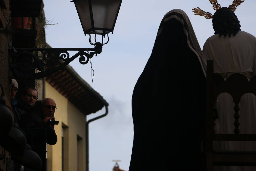 Fotos: Imágenes de la Procesión del Sacramentado