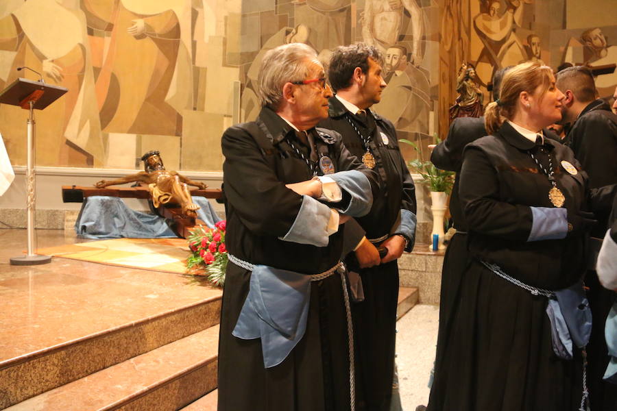 Fotos: Un Vía Crucis en San Claudio