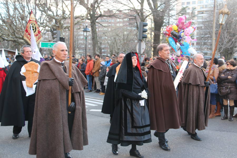 Fotos: Procesión del Dainos