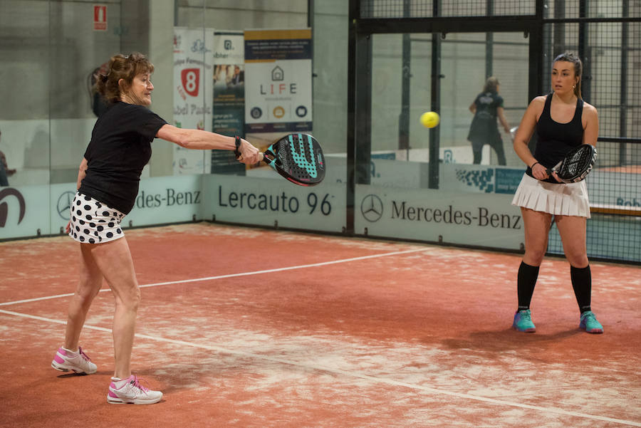 Las mejores imágenes del Torneo Leonoticias de pádel celebrado durante el fin de semana en las instalaciones de Pádel Park