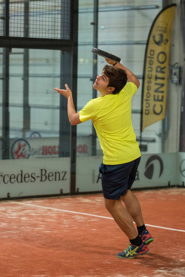 Las mejores imágenes del Torneo Leonoticias de pádel celebrado durante el fin de semana en las instalaciones de Pádel Park