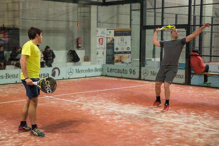 Las mejores imágenes del Torneo Leonoticias de pádel celebrado durante el fin de semana en las instalaciones de Pádel Park