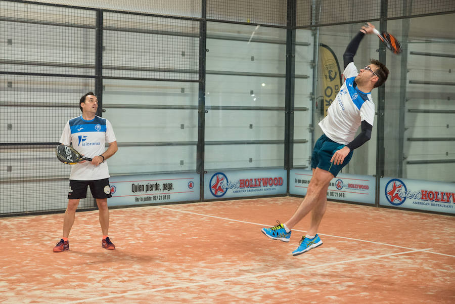 Las mejores imágenes del Torneo Leonoticias de pádel celebrado durante el fin de semana en las instalaciones de Pádel Park