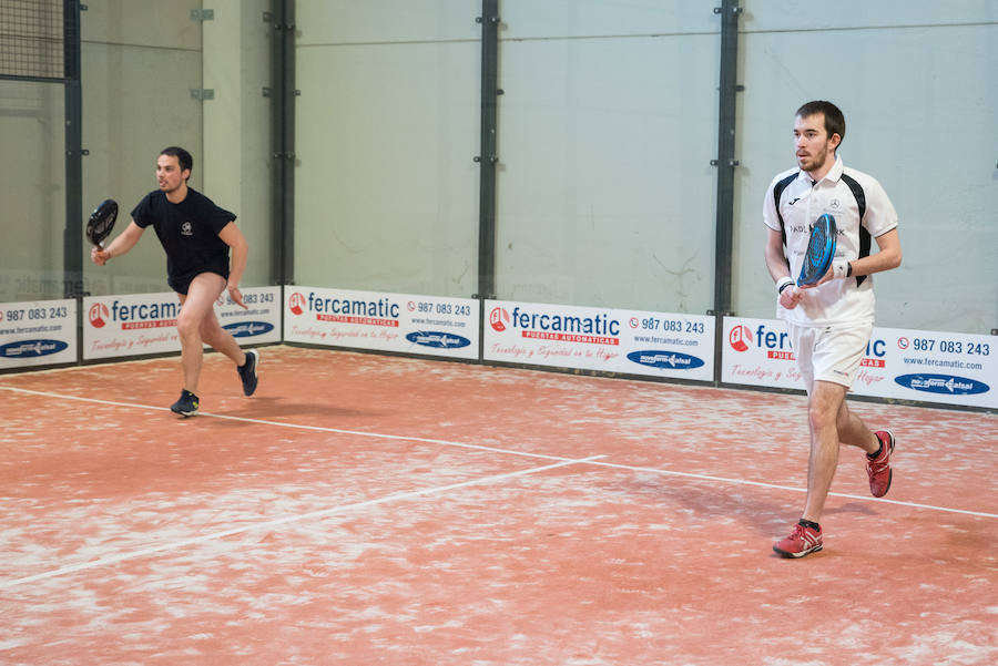 Las mejores imágenes del Torneo Leonoticias de pádel celebrado durante el fin de semana en las instalaciones de Pádel Park