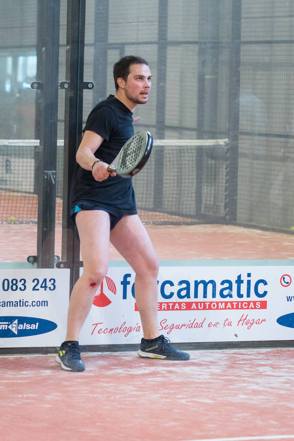 Las mejores imágenes del Torneo Leonoticias de pádel celebrado durante el fin de semana en las instalaciones de Pádel Park