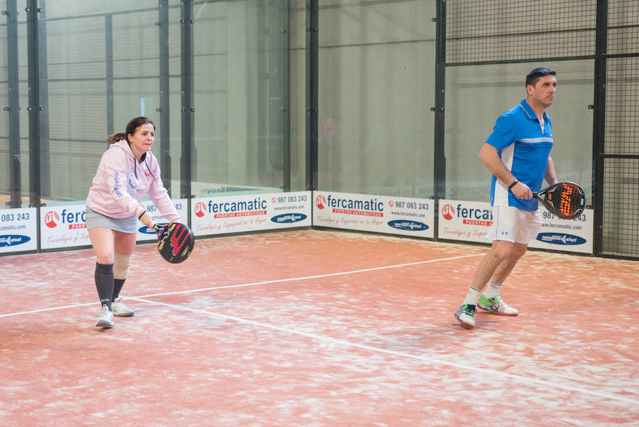 Las mejores imágenes del Torneo Leonoticias de pádel celebrado durante el fin de semana en las instalaciones de Pádel Park