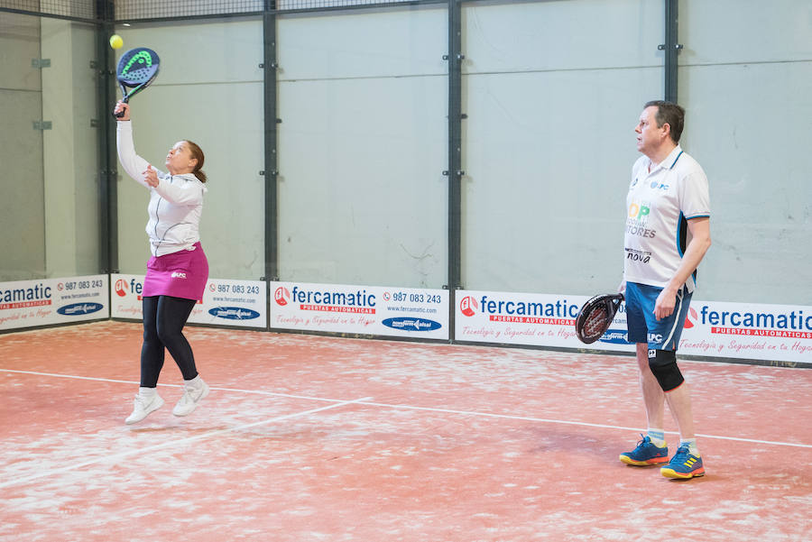 Las mejores imágenes del Torneo Leonoticias de pádel celebrado durante el fin de semana en las instalaciones de Pádel Park