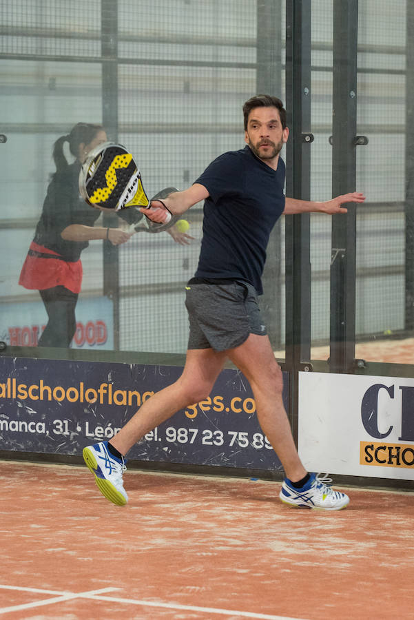 Las mejores imágenes del Torneo Leonoticias de pádel celebrado durante el fin de semana en las instalaciones de Pádel Park