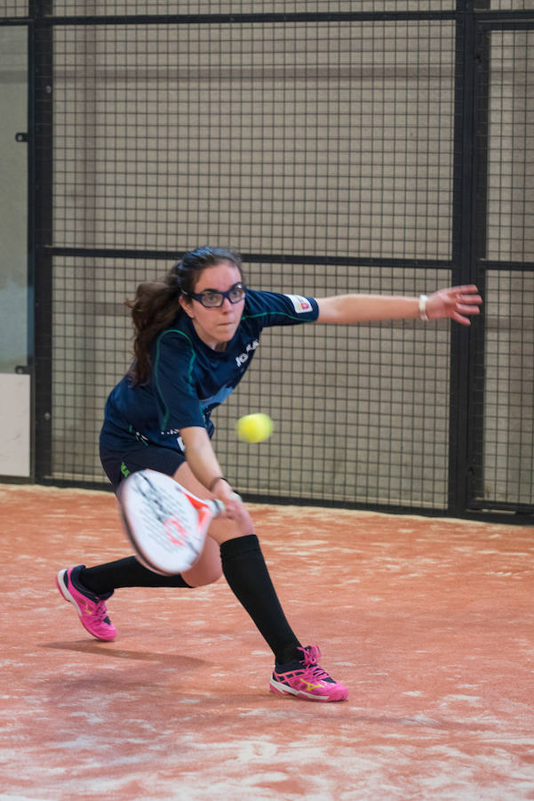Las mejores imágenes del Torneo Leonoticias de pádel celebrado durante el fin de semana en las instalaciones de Pádel Park