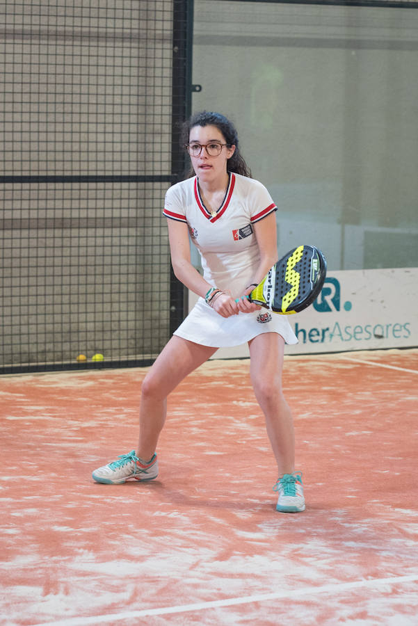 Las mejores imágenes del Torneo Leonoticias de pádel celebrado durante el fin de semana en las instalaciones de Pádel Park