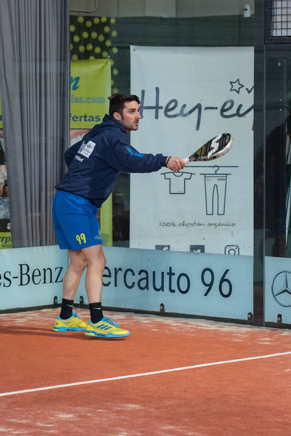 Las mejores imágenes del Torneo Leonoticias de pádel celebrado durante el fin de semana en las instalaciones de Pádel Park