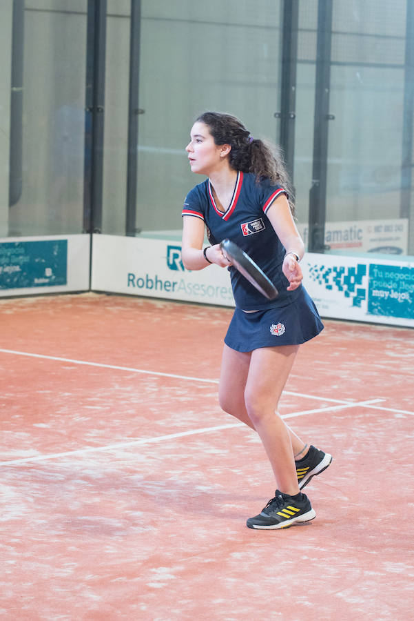 Las mejores imágenes del Torneo Leonoticias de pádel celebrado durante el fin de semana en las instalaciones de Pádel Park