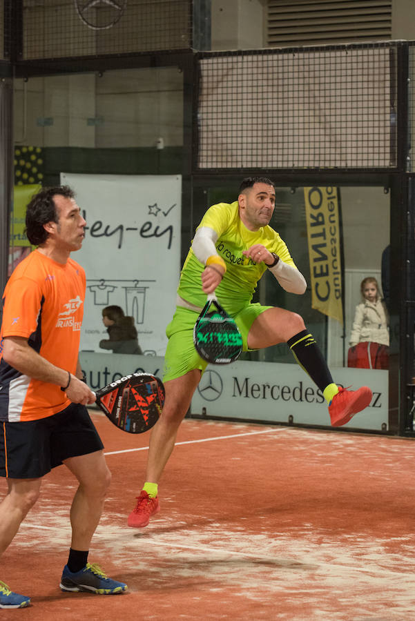 Las mejores imágenes del Torneo Leonoticias de pádel celebrado durante el fin de semana en las instalaciones de Pádel Park