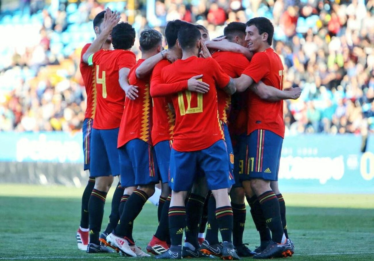 España sub 21 golea en El Toralín