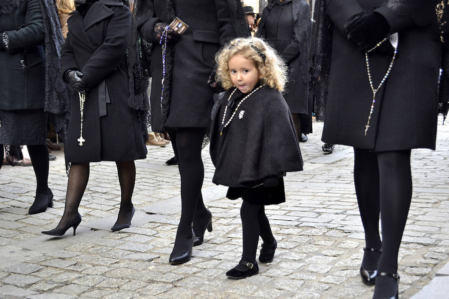 Fotos: La Procesión de los Pasos recorre León