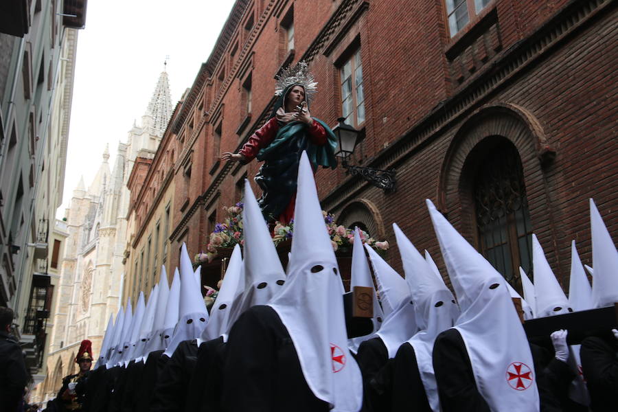 Fotos: Procesión Camino de la Luz
