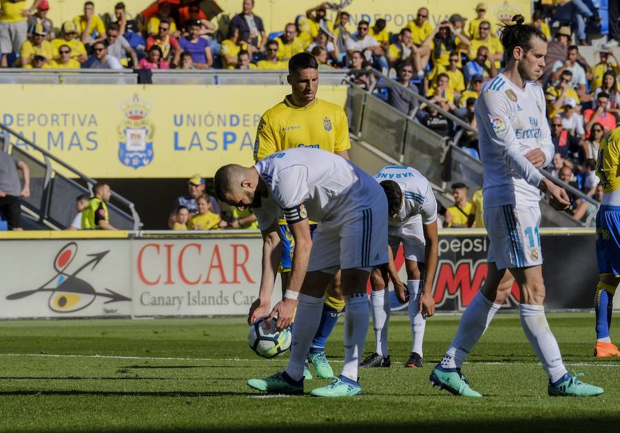 Con la mente puesta en el duelo europeo ante la Juventus y varias rotaciones, el Real Madrid superó a Las Palmas con dos tantos de Gareth Bale y uno de Karim Benzema.