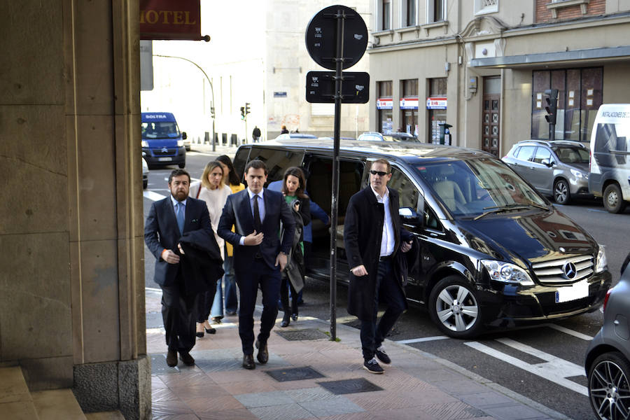 Fotos: Desayuno con Albert Rivera