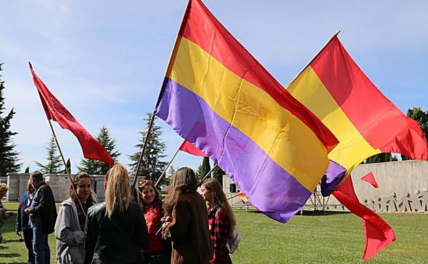 IU anima a la ciudadanía de San Andrés participar en los actos centrales del 14 de Abril, día de la proclamación de la II