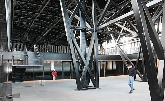 Interior del Palacio de Exposiciones.