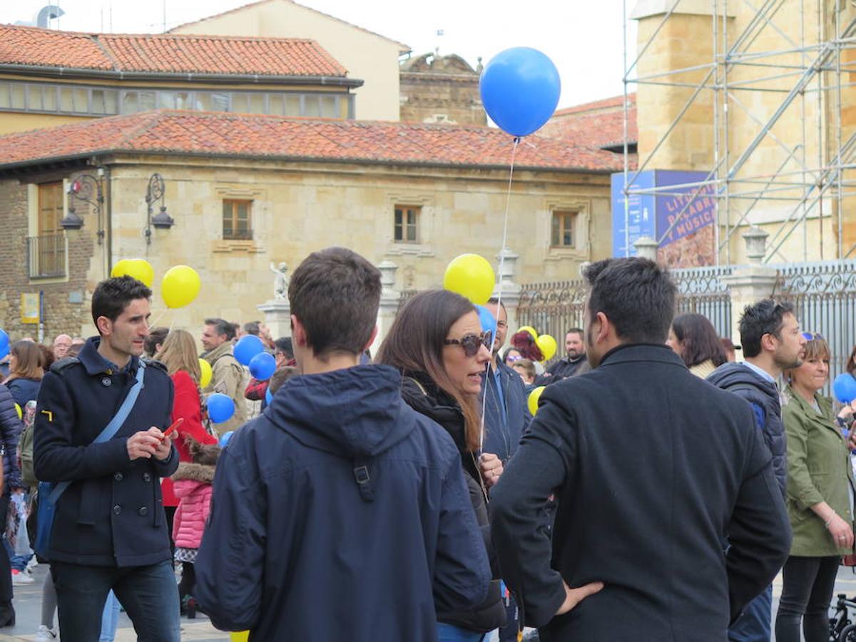 Fotos: Suelta de globos del Colegio Santa Teresa