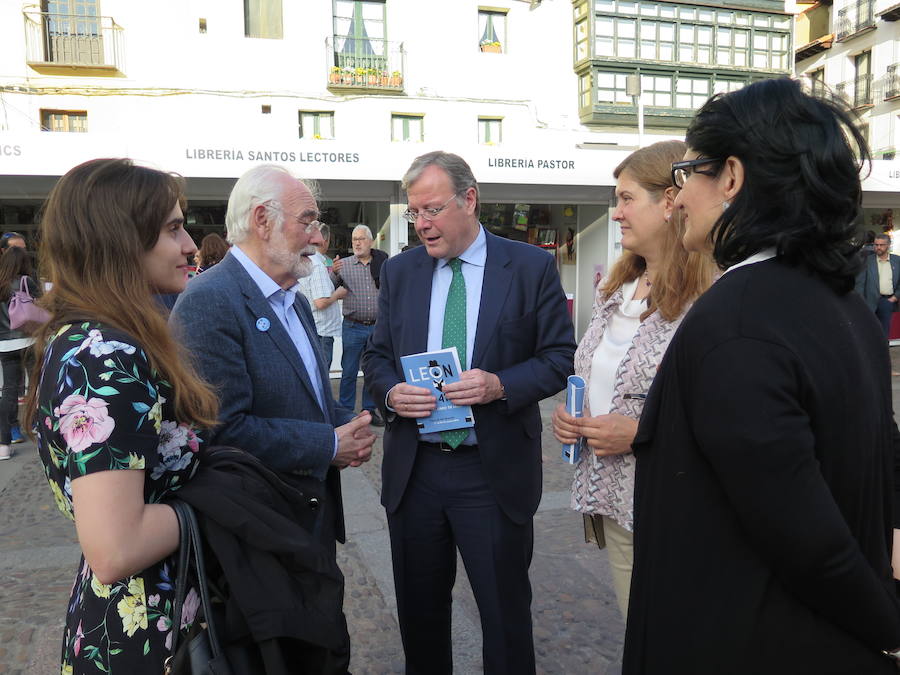 Fotos: Arranca la Feria del Libro