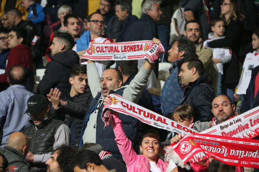 Las mejores imágenes del Cultural - Oviedo IIII