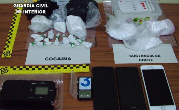 La Operación Neiva desactiva tres puntos de venta de droga y detiene a siete personas en León