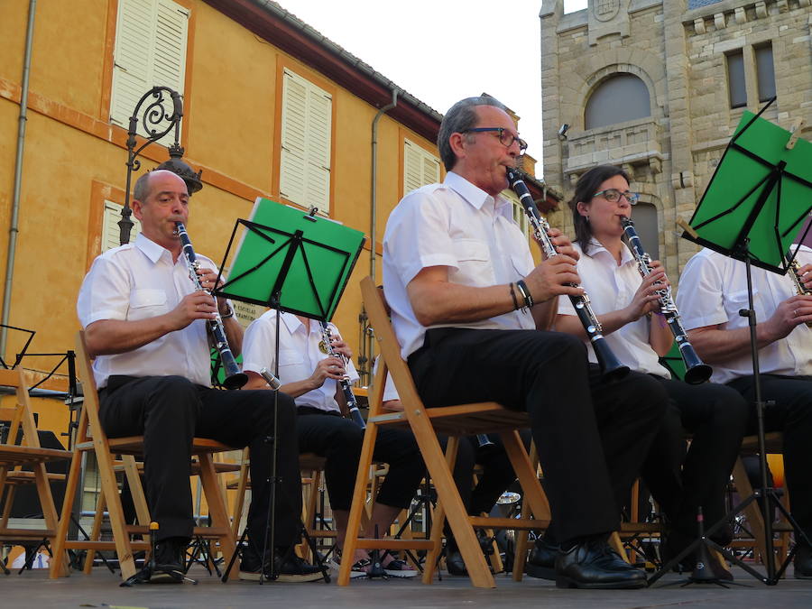 Fotos: Concierto en la Plaza de la Regla