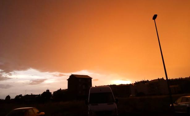 Imagen de Ponferrada durante la tormenta.