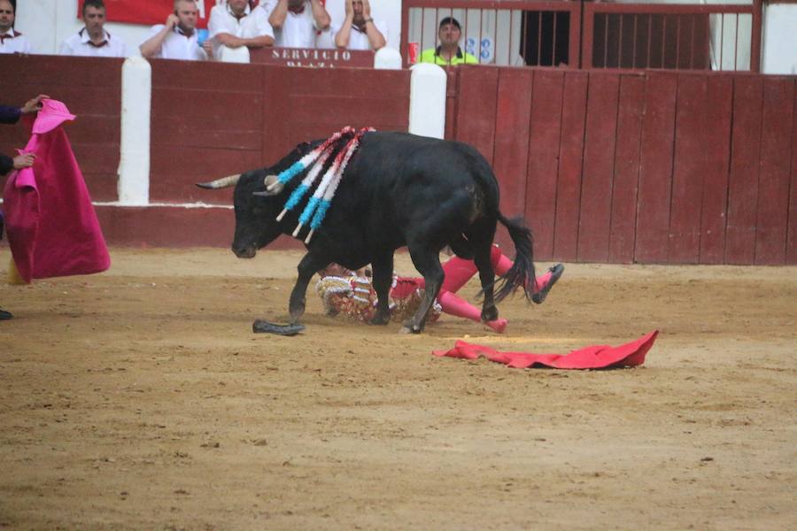 Fotos: Corrida del día  de San Juan, Morante, Manzanares, Talavante y Roca Rey