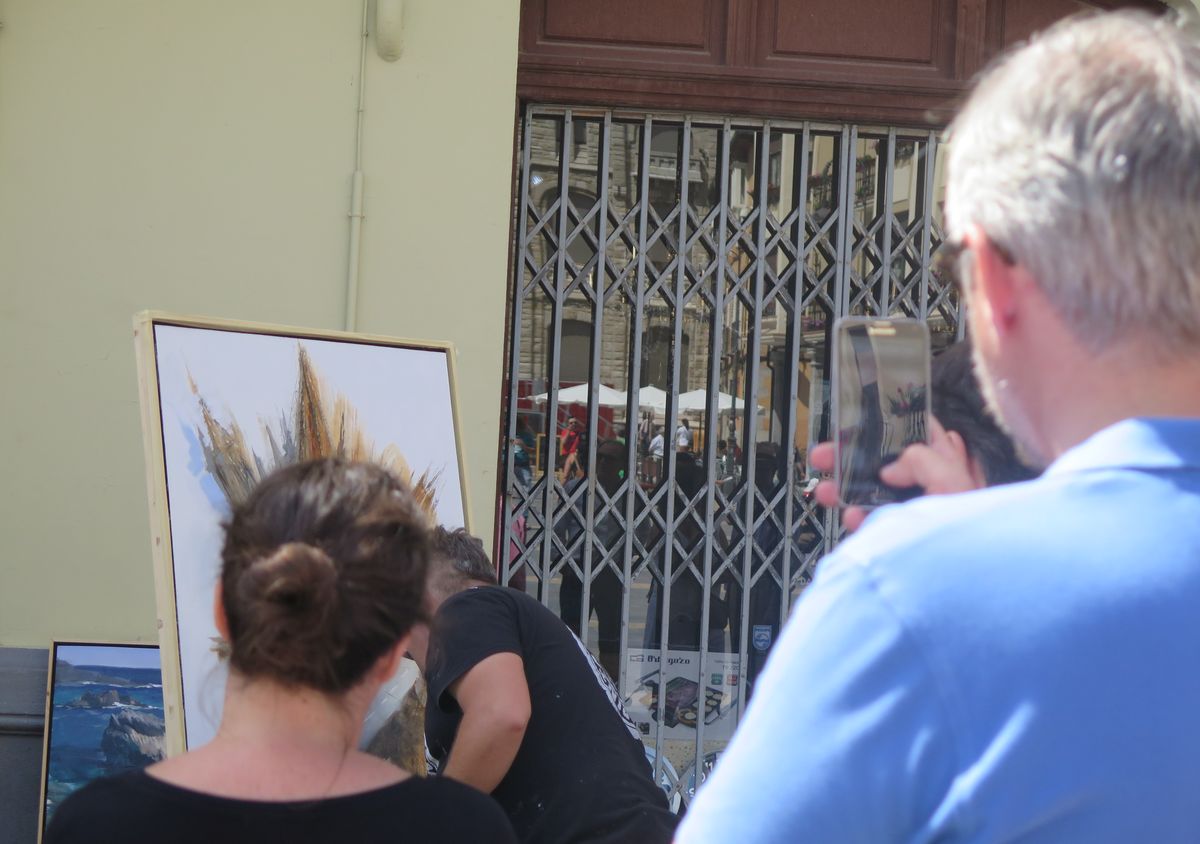 Fotos: La pintura rápida se deja ver a los pies de la Catedral