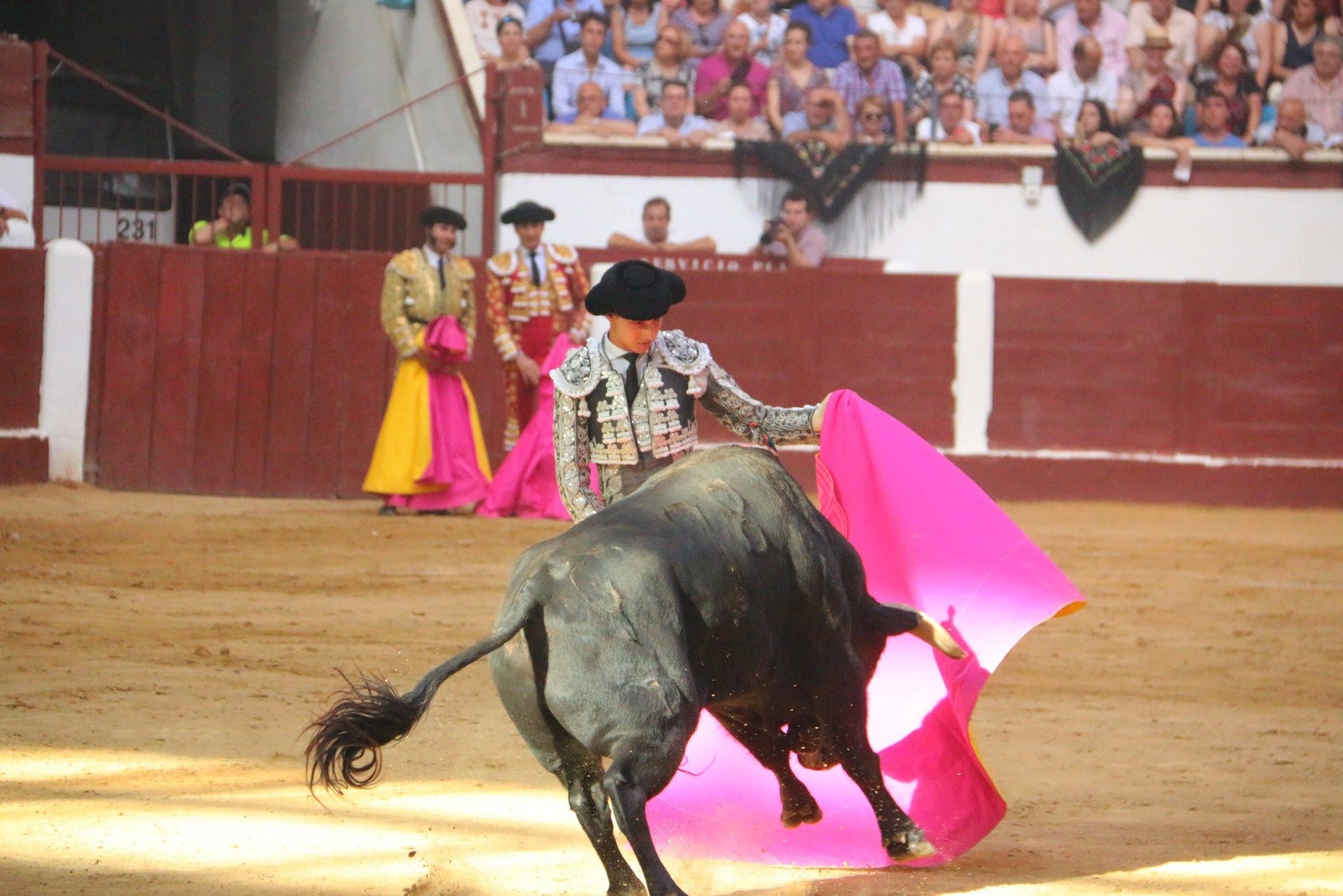 Fotos: Corrida del día  de San Juan, Morante, Manzanares, Talavante y Roca Rey