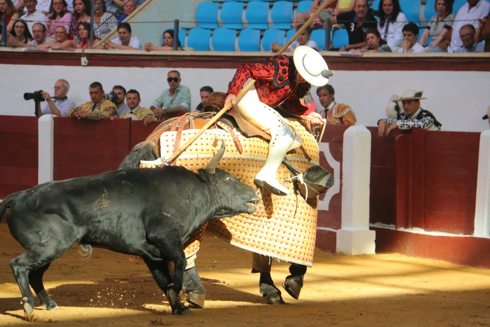 Fotos: Corrida del día  de San Juan, Morante, Manzanares, Talavante y Roca Rey