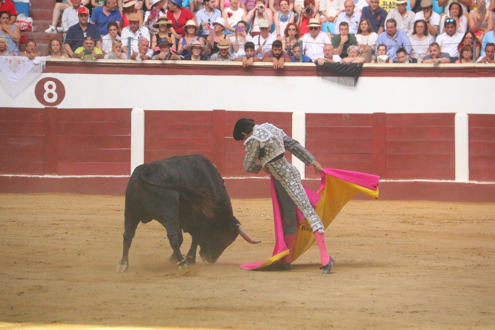 Fotos: Corrida del día  de San Juan, Morante, Manzanares, Talavante y Roca Rey