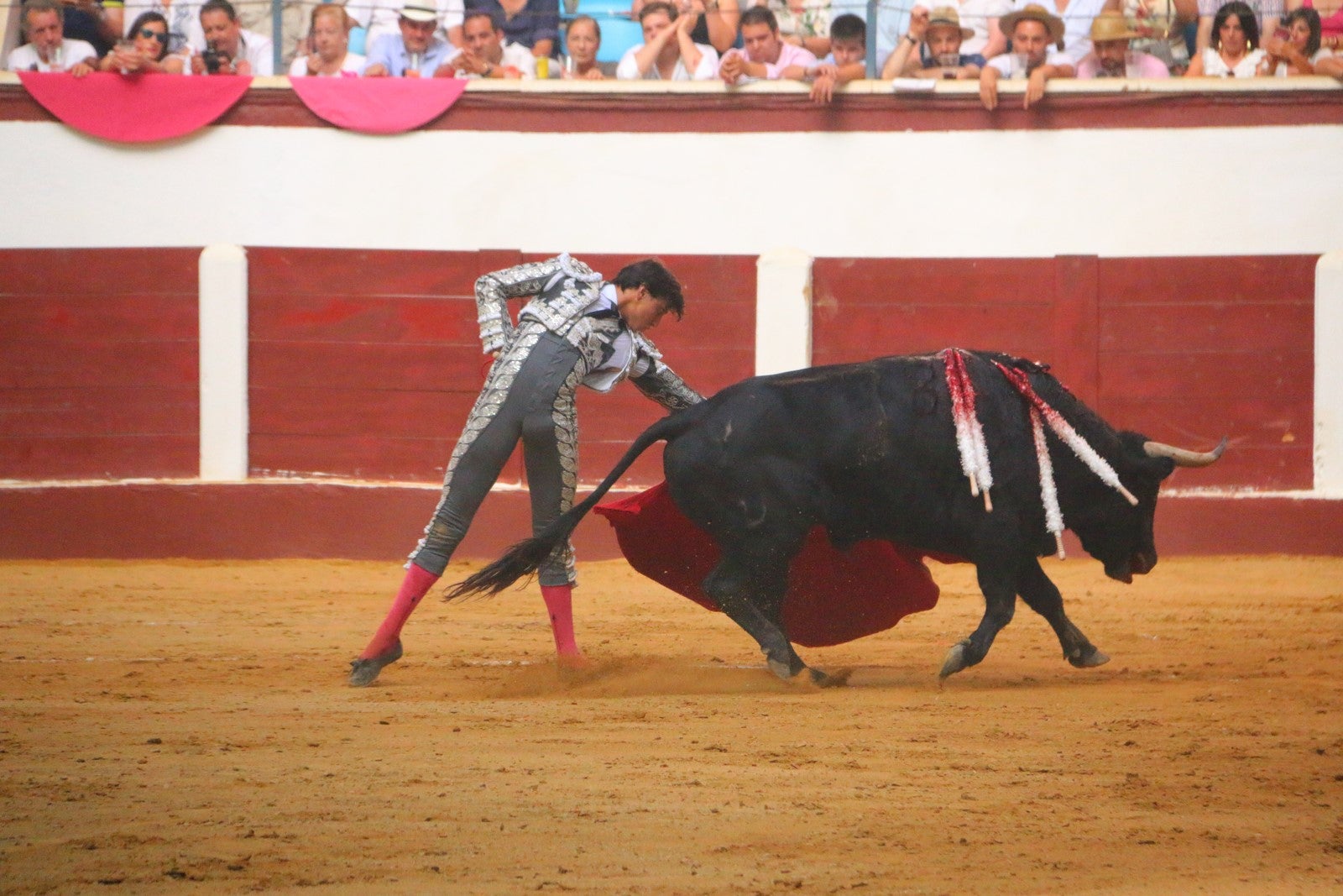 Fotos: Corrida del día  de San Juan, Morante, Manzanares, Talavante y Roca Rey