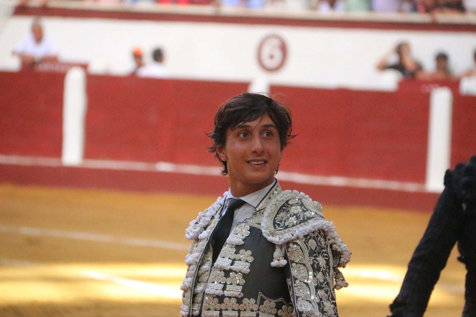 Fotos: Corrida del día  de San Juan, Morante, Manzanares, Talavante y Roca Rey