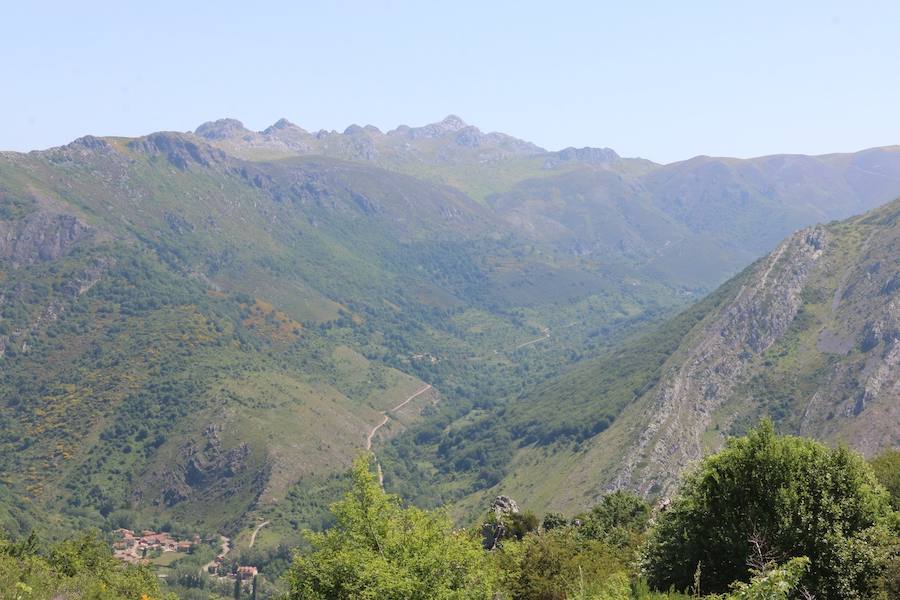 Primera prueba de la Copa Diputación de Trail 2018 que se celebra en el entrono de la localidad de Valporquero adentrandose en la cueva para recorrerla durante 400mts