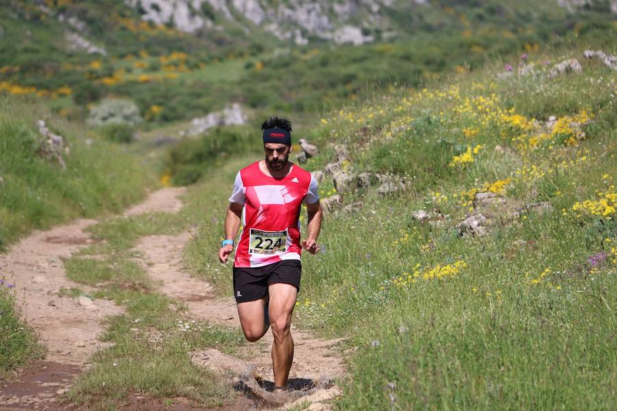 Primera prueba de la Copa Diputación de Trail 2018 que se celebra en el entrono de la localidad de Valporquero adentrandose en la cueva para recorrerla durante 400mts