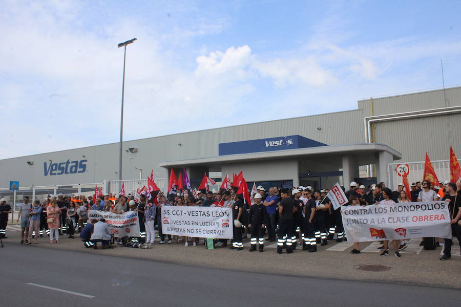 Fotos: Multitudinario primer paro en Vestas