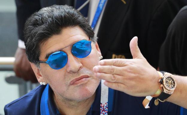 Diego Armando Maradona. 